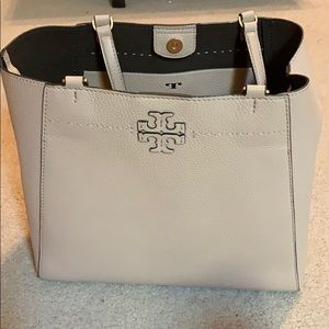 Tory Burch Mcgraw carryall in Devon Sand.